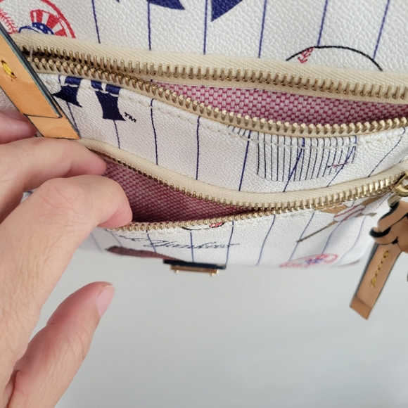 Dooney & Bourke New York Yankees Triple Zip Crossbody Bag - White and Tan - Picture 12 of 15